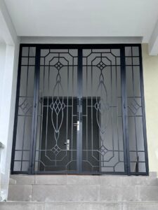 Grille door grille