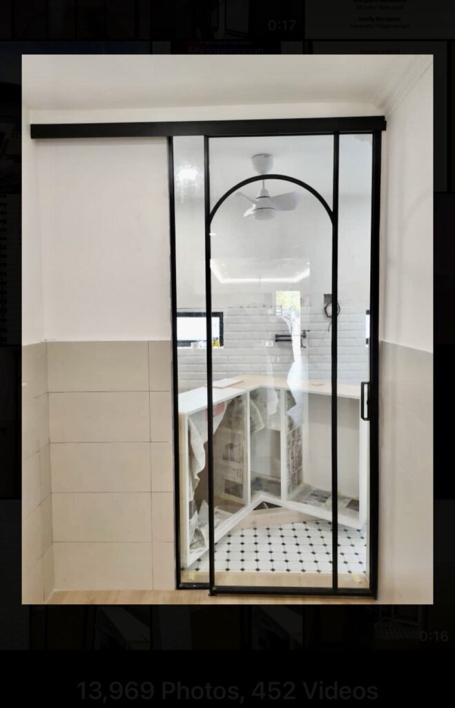 Top hanging sliding door