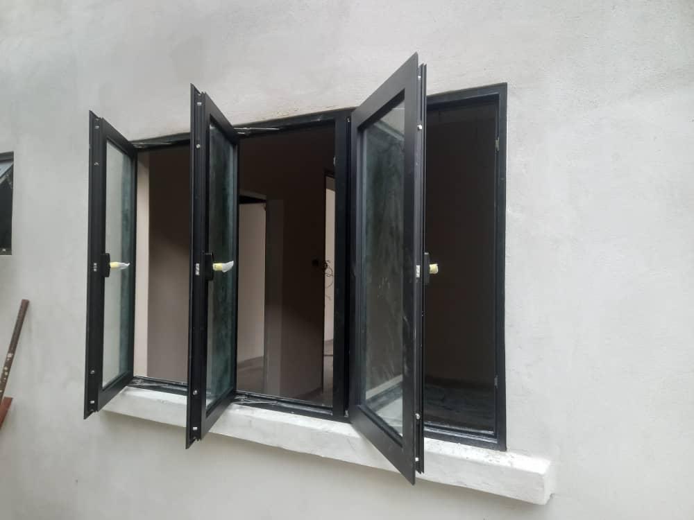 aluminum window