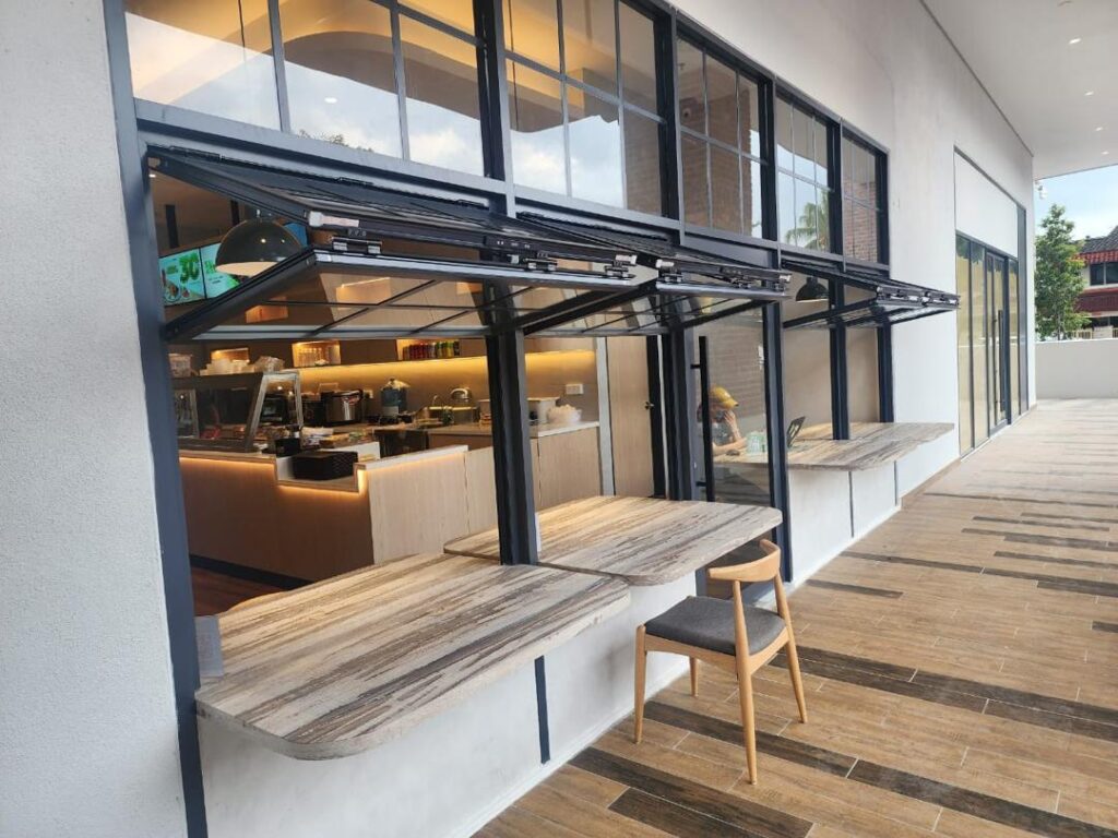 Shopfront & folding up window